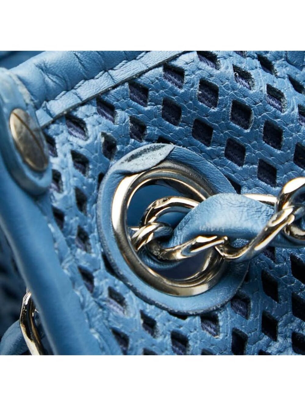 Chanel CC Logo Mesh Chain Tote Light Blue Leather - Picture 8 of 10